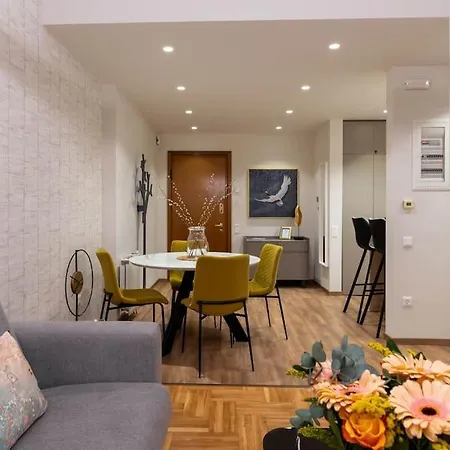 Zen Luxury Apartment, Vesta Philoxenia Apartament *